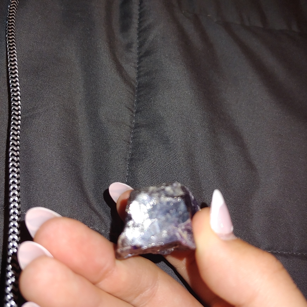 Amethyst Crystal - Picture 5 of 7